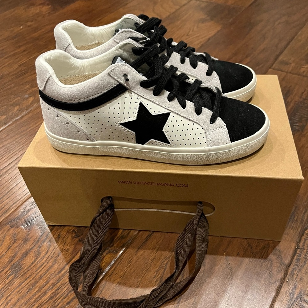 Vintage Havana Bounce Sneakers